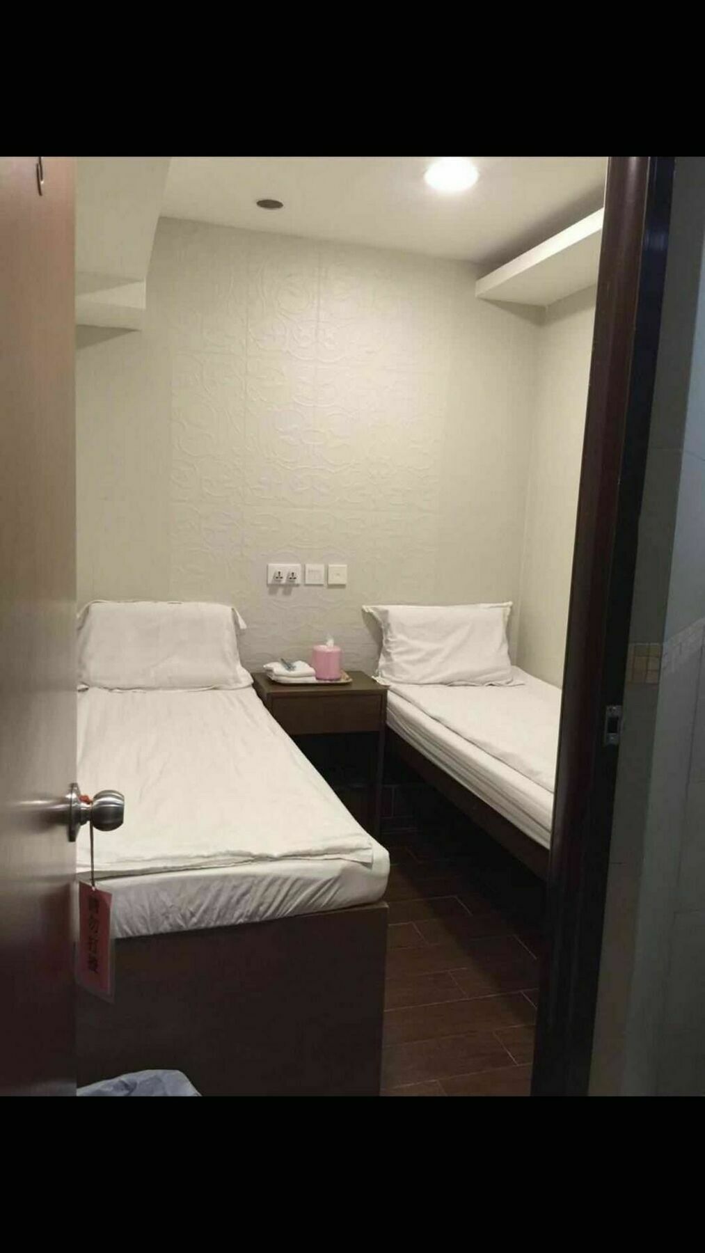 Lam Shan Hostel Гонконг Экстерьер фото