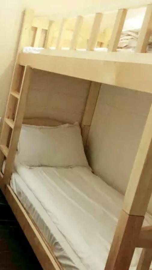 Lam Shan Hostel Гонконг Экстерьер фото